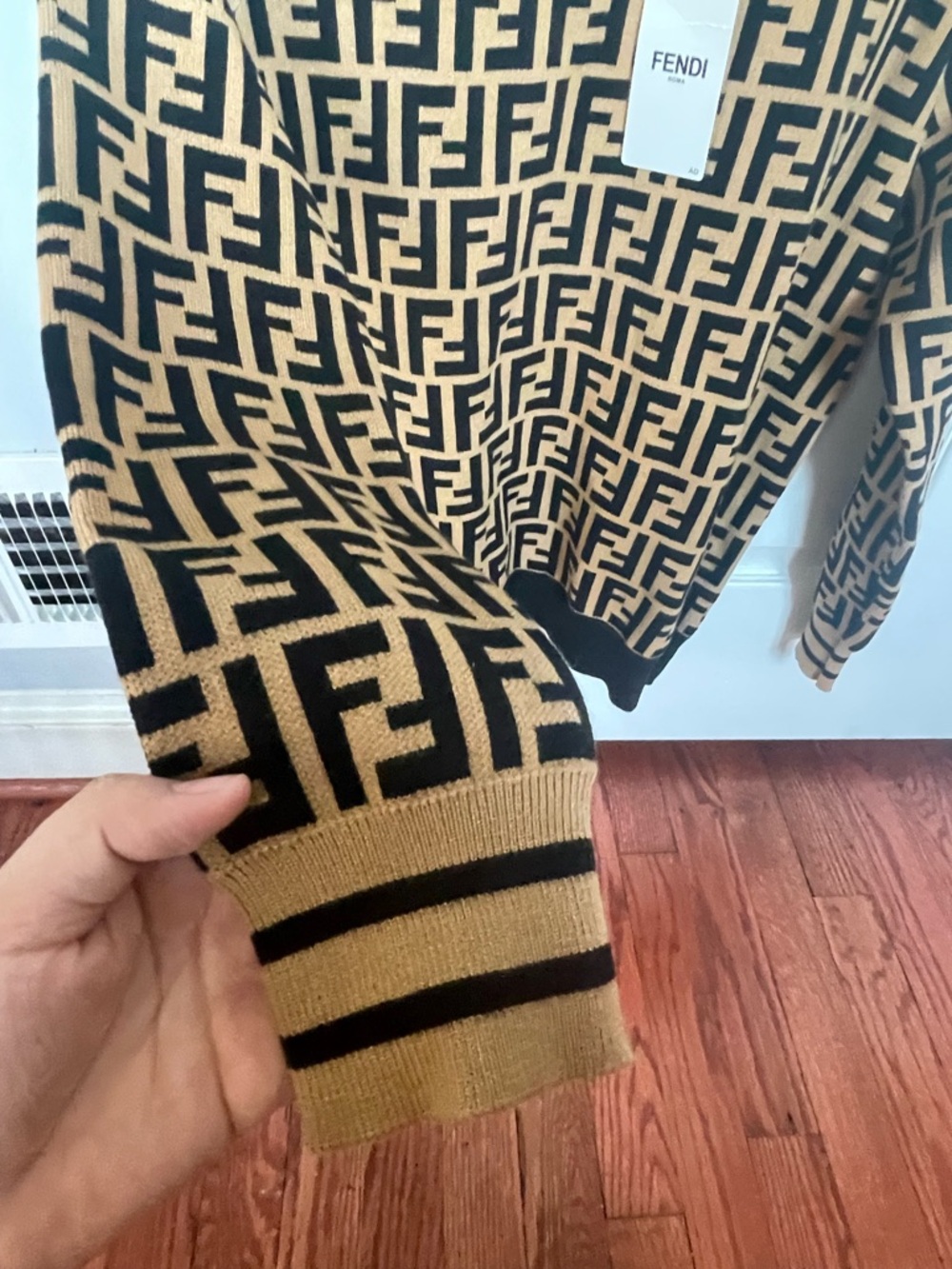 Fendi Black and Tan FF Logo Crewneck Sweater - Picture 3 of 5